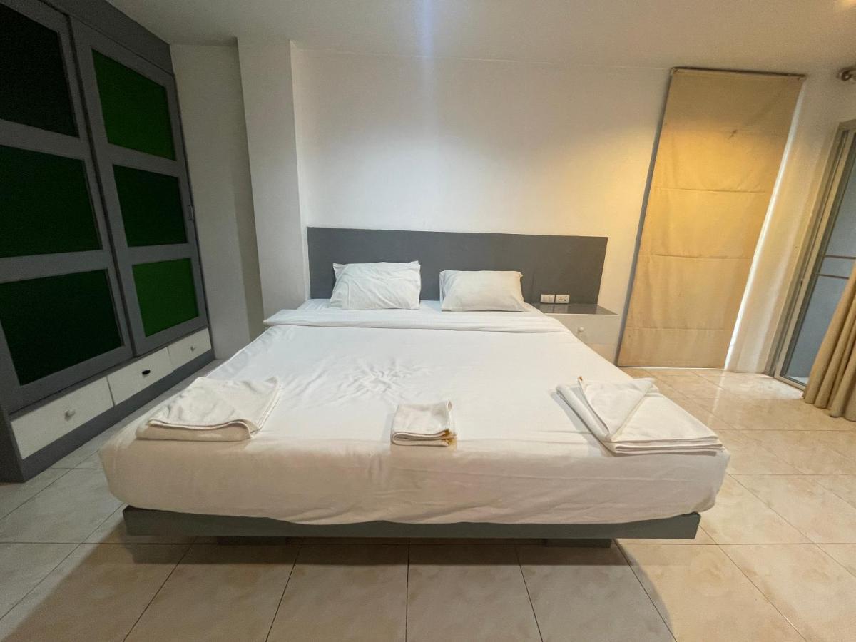Cokoon Islanda Patong Hotel Exterior photo